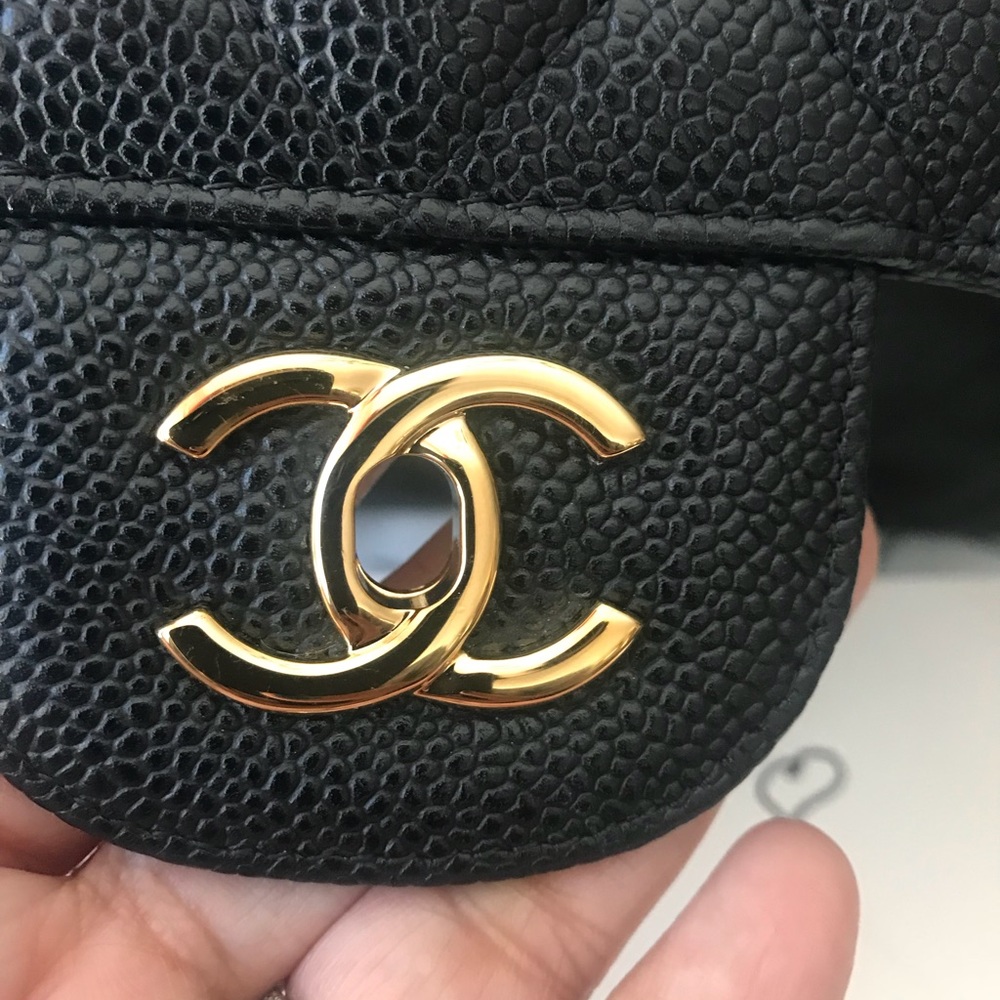 SOLD !!! Chanel Black Jumbo Double Flap Caviar GHW - Picture 3 of 8